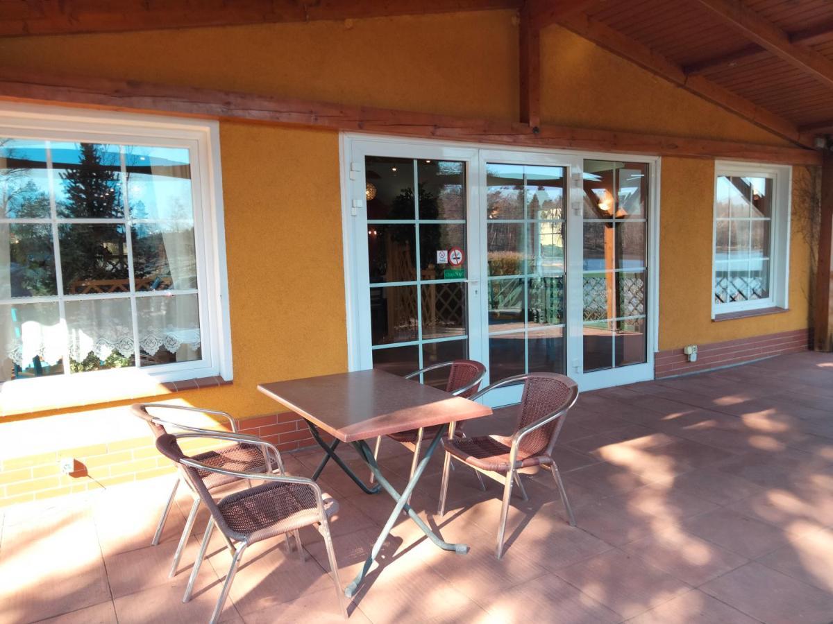 Zajazd Restauracja Machliny Buitenkant foto