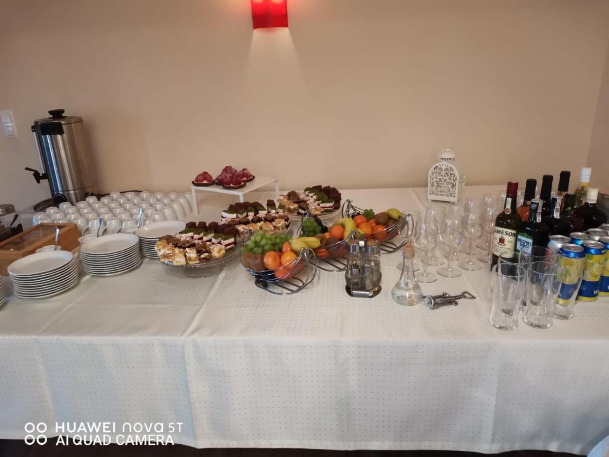 Zajazd Restauracja Machliny Buitenkant foto
