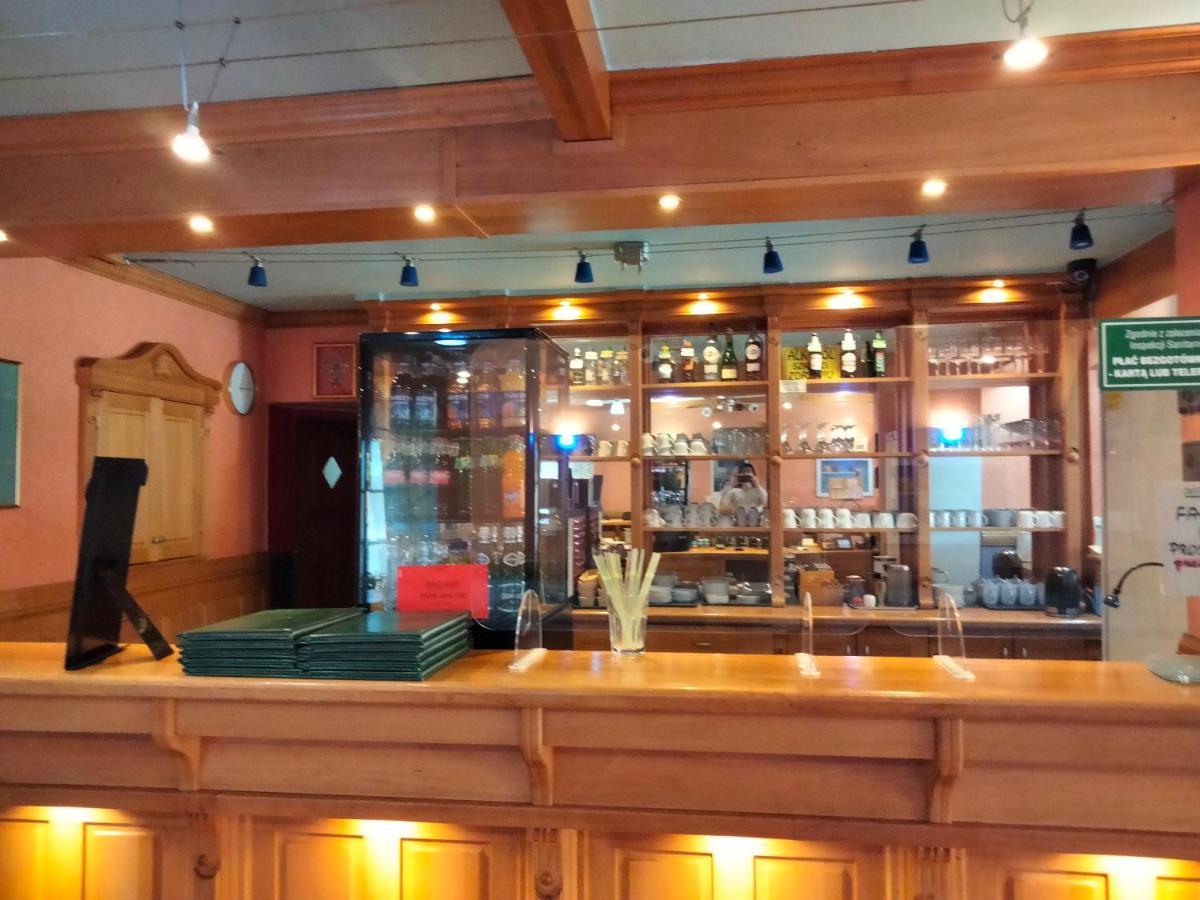 Zajazd Restauracja Machliny Buitenkant foto